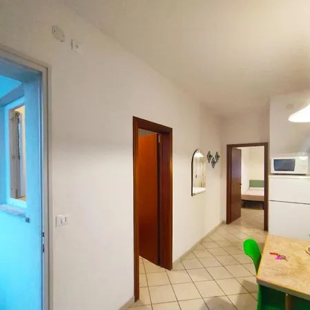 Bright And Comfortable In Appartement *